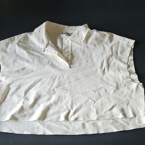 BUCKETLIST Classic White Top